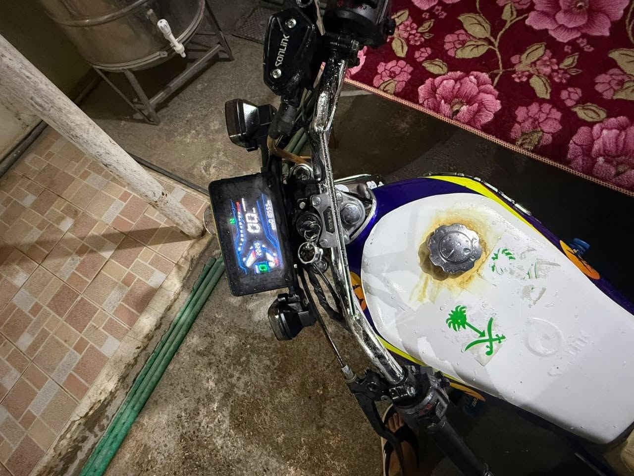 سيفون • ٢٤ • خمسه قير
