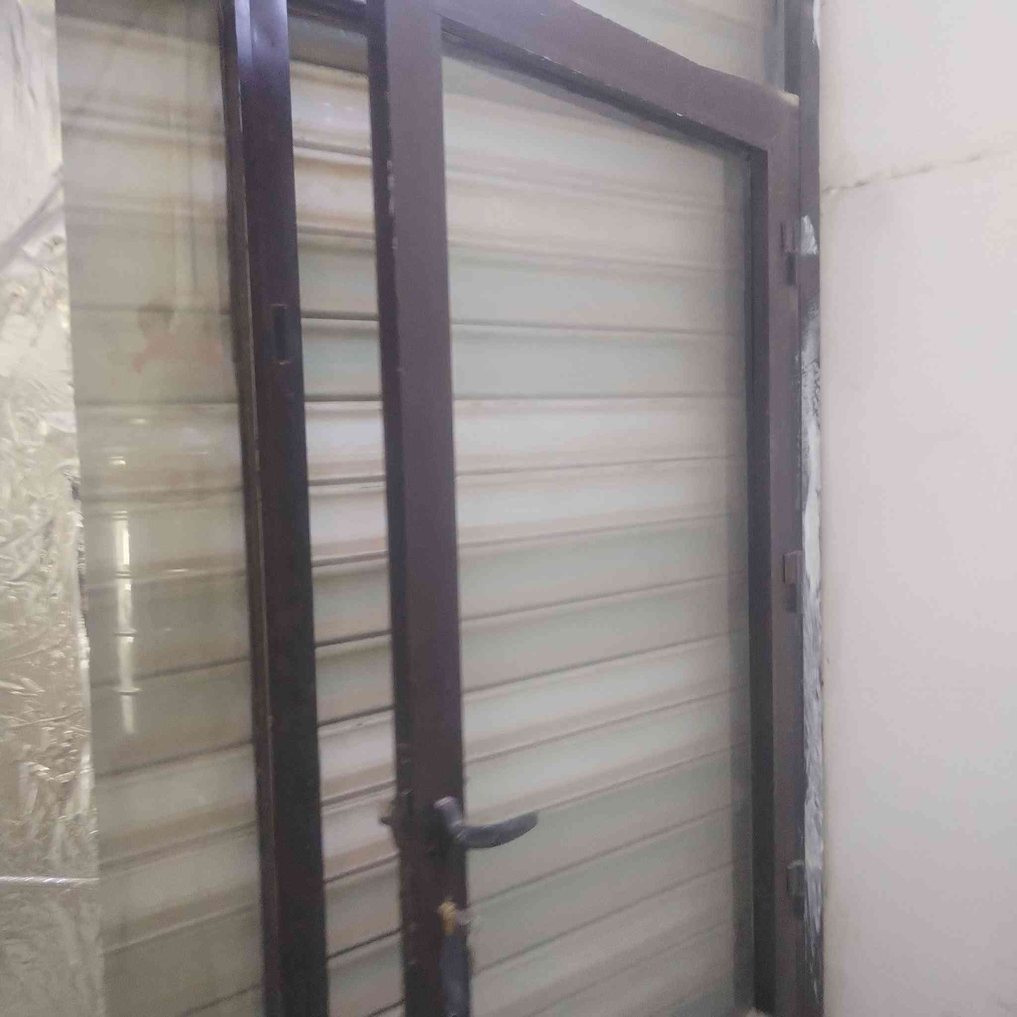 جام خانه محل العرض 250 الطول  260 سعرهه ١٢٥ العنوان زعفرانيه ***********
