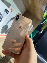 آيفون XS ماكس • نظيف
