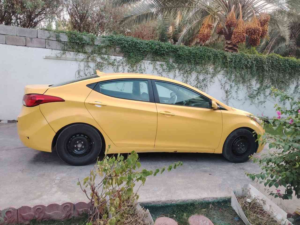 النترة مضلع موديل ١٢  تخم تاير كير مكينة مكفولات تبريد ثلج صدر جديد جديد سيارة ما بيهة تبديل ضاربتهة من مريكة قبق جنطة مصلح نفسة سيارة ما بيهة نقص برغي بيهة تلاحضات بسيطة حيل سيارة بسمي سنوية جديدة السعر ٨٥ بيهة مجال  مكاني واسط صويرة***********
