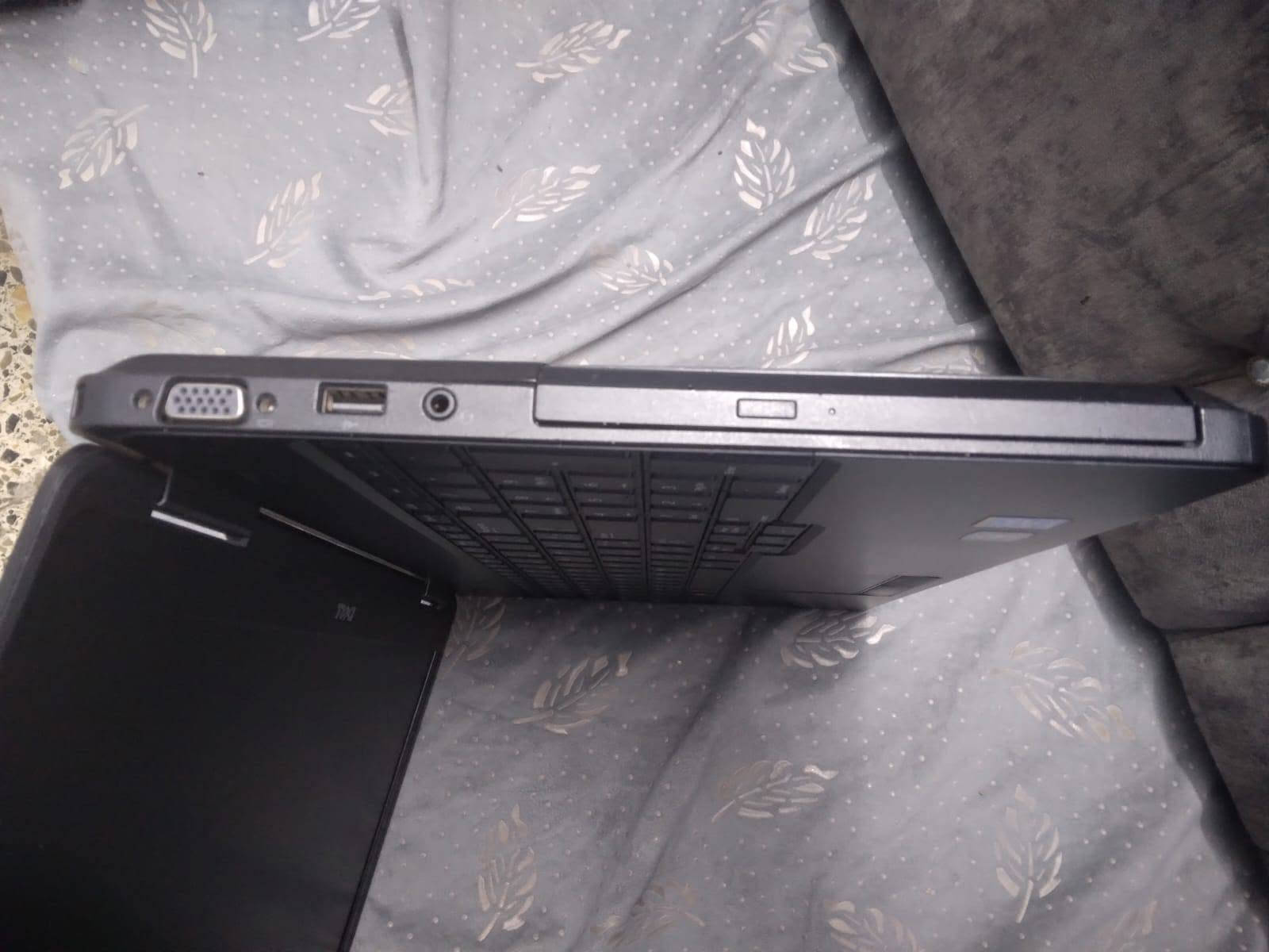 سلام عليكم عندي لابتوب للبيع DELL Windos7 اريده ب250 الف الله شاهد نظيف كلش ومستعمل شيء قليل مكاني بغداد الغزاليه رقمي ***********

نص مكتوب في الصور:
- Item Value OS Name Microsoft Windows 7 Ultimate Version 6.1.7601 Service Pack 1 Build 7601 Other OS Description Not Available OS Manufacturer Microsoft Corporation System Name INTEL-PC System Manufacturer Dell Inc. System Model Latitude E5540 System Type x64-based PC Processor Intel(R) Core(TM) i3-4010U CPU @ 1.70GHz, 1701 Mhz, 2 Core(s), 4 Logical Pr... BIOS Version/Date Dell Inc. A05, 20/02/2014 SMBIOS Version 2.7 Windows Directory C:\Windows System Directory C:\Windows\system32 Boot Device \Device\HarddiskVolume1 Locale Iraq Hardware Abstraction Layer Version = "6.1.7601.24563" User Name intel-PC\intel Time Zone Pacific Daylight Time Installed Physical Memory (RAM) 8.00 GB Total Physical Memory 7.91 GB Available Physical Memory 4.90 GB Total Virtual Memory 15.8 GB Available Virtual Memory 13.5 GB Find what: Find Close Find Search selected category only Search category names only
- intel Microsoft Edge Facebook WhatsApp Web USB Disk Security Computer Vampire Hunters Grand Theft Auto San ... WinRAR Network Virtual CloneDrive Instagram WinRAR Recycle Bin Web Navigation Media Player Classic YouTube Control Panel Games Telegram VLC Media Player Google Chrome intel TikTok - Make Yo... Grand Theft Auto San ... Computer - Shortcut Computer - Shortcut (2)