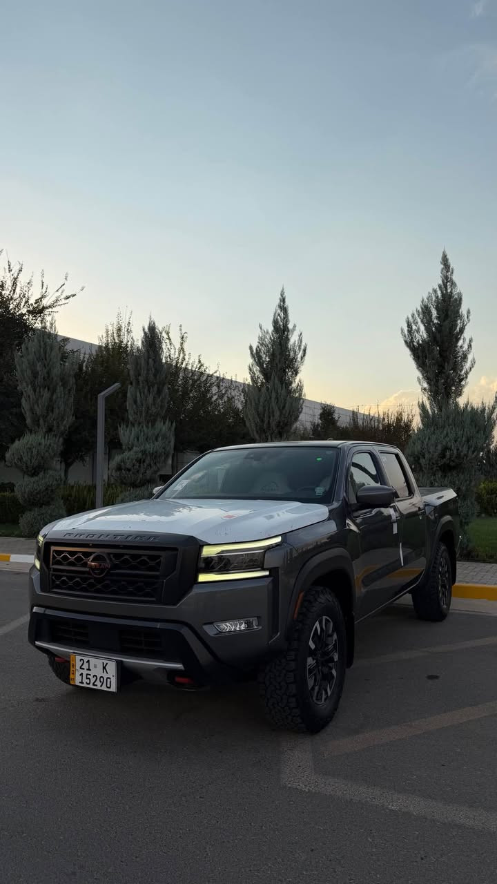 سڵاوتان لێبێت nissan fronter pro 4x مۆدێل٢٠٢٢ سەیارەکە 77,000مایڵ ڕۆشتووە تەنها بستێک لە بۆنیتەکەی پ.د،ڕ هەیە بۆیاخی نییە سەیارەکە گێڕو مەکینەی نەکراوەتەوە و بەشەرت مەکینە ٣.٨ لتری ٦ بستۆنە 
مواصەفات:
بەسمە 
کامێرا ٣٦٠ 
حاسە
رادار
قفڵ ئەکسل
لایت لید+زینۆن
شاشە
کوشن چەرم +کارەبایی
ڕاداری ناوچەی کوێر
زۆر مواسەفاتی دیکە
نرخی 247 وەرەقەو مەجال
ژمارەی مۆبایل:***********
WhatsApp&Viber✅ السليمانية, العراق
