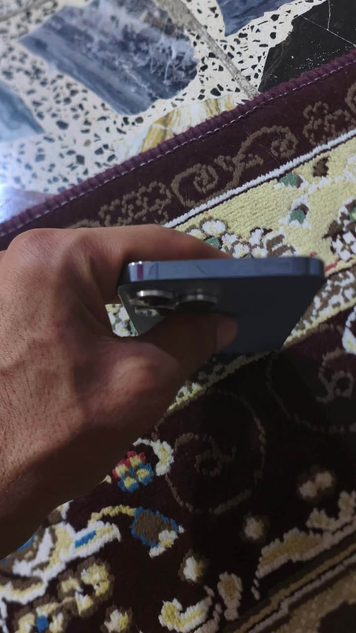 سلام عليكم آيفون  ١٣بروه ماكس بطاريه٨٣جهاز مكفول  للبيع سعر خاص مكاني بغداد النهروان رقمي***********
