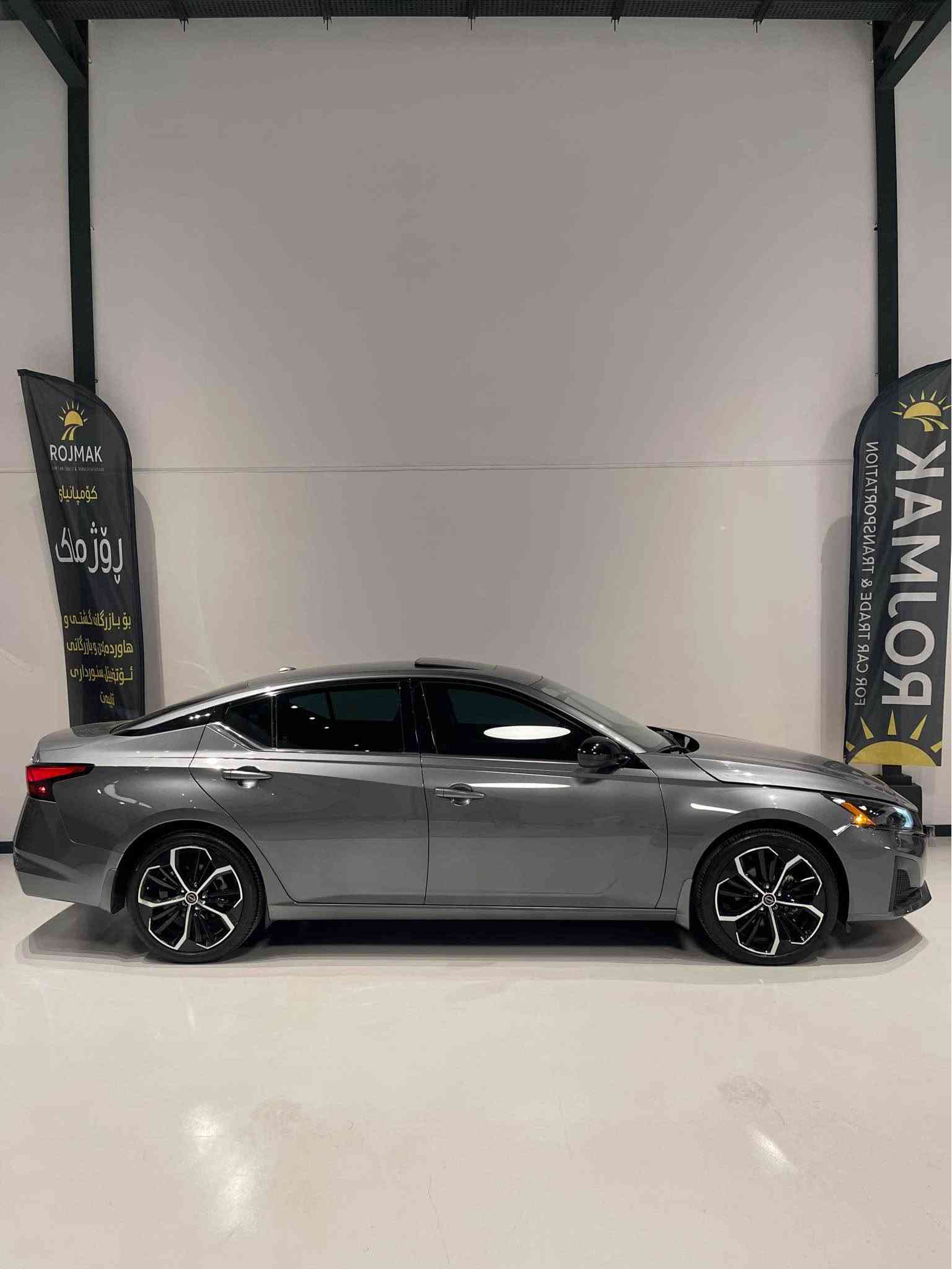Nissan Altima 2025 SR plus
بۆنیت و جاملخ بۆیاخە بێ ناوگرتن - زۆر زۆر تازەیە
ئێرباگی سوکان و شان سستم کراوەتەوە 
٤٤ هەزار مایل ڕۆشتووە - رەقەم کاتیە سێمانگی لەگەڵە 
گێر و مەکینە و کارەبایی هەر هەمووی بەشەرت - 
شوێن سلێمانی - کۆمپانیای ڕۆژماک - 
1N4BL4CV7SN317381        — رقم شانسی 

***********
***********

نیسان التیما مودیل ٢٠٢٥ مواصفات اس ار بلاس 
بونیت جاملخ صبوخ بدون دواخل - جدید جدید
ارباکات ستیرن و تکمە طاک سستم بلادی 
ماشیە ٤٤ الف میل - سیارە رقم کاتیە (فحص موؤقط)
کیر مکینە کهربائی بشرط — مکان سلیمانیە - شرکە روجماک

1N4BL4CV7SN317381         رقم شانصی 

***********
*********** السليمانية, العراق
