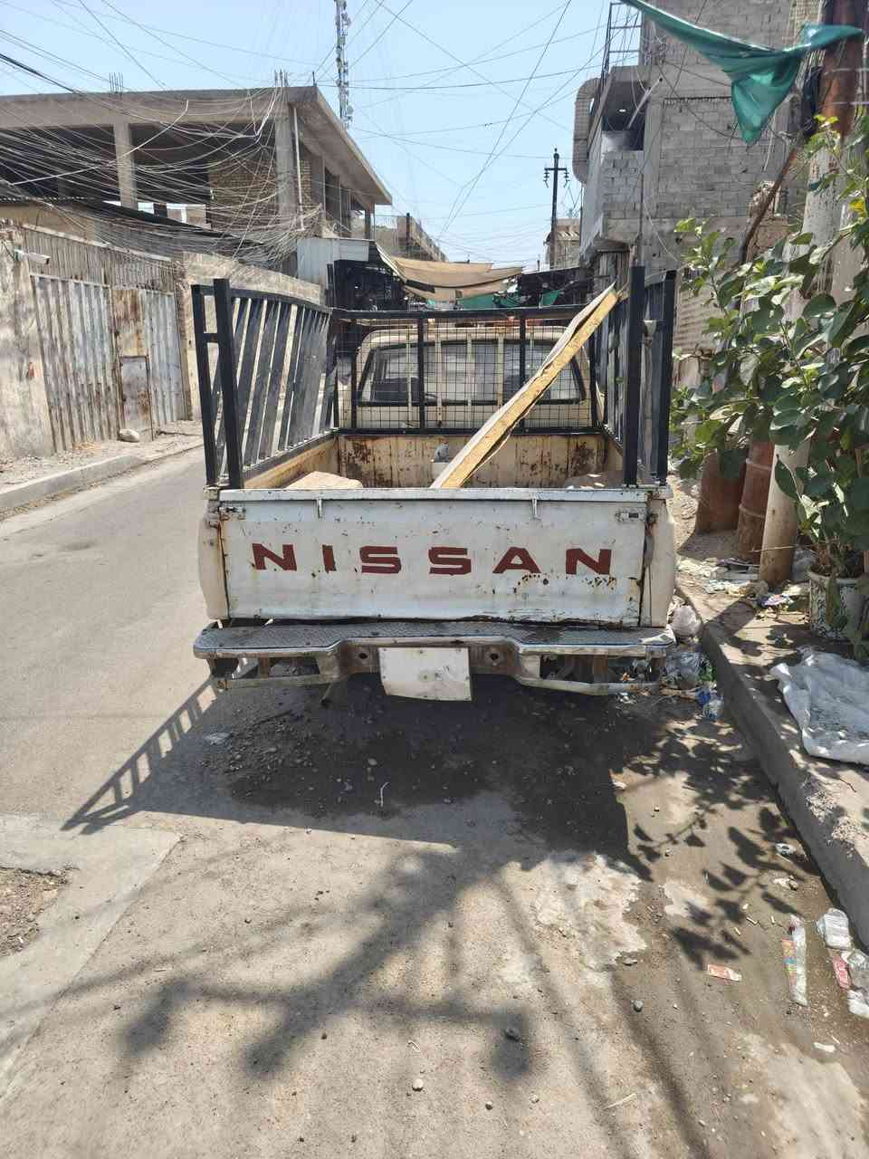 للبيع داتسن 80
السياره لبيعها على وضعها باتري ضعيف
والزنجبيل يطخ بالضاغطه عدا هاي ما بيها
السياره رقمها ورقي معاملتها بالغزاليه رقم ألماني تسحب وتقدم عالاوربي
راعيها الشرعي موجود وما يطلب دينار تحب وكاتبة وياه عادي
السياره جاهزه وذني النواقص فقط
العنوان بغداد بوب الشام
السعر ١٥ورقه
***********
