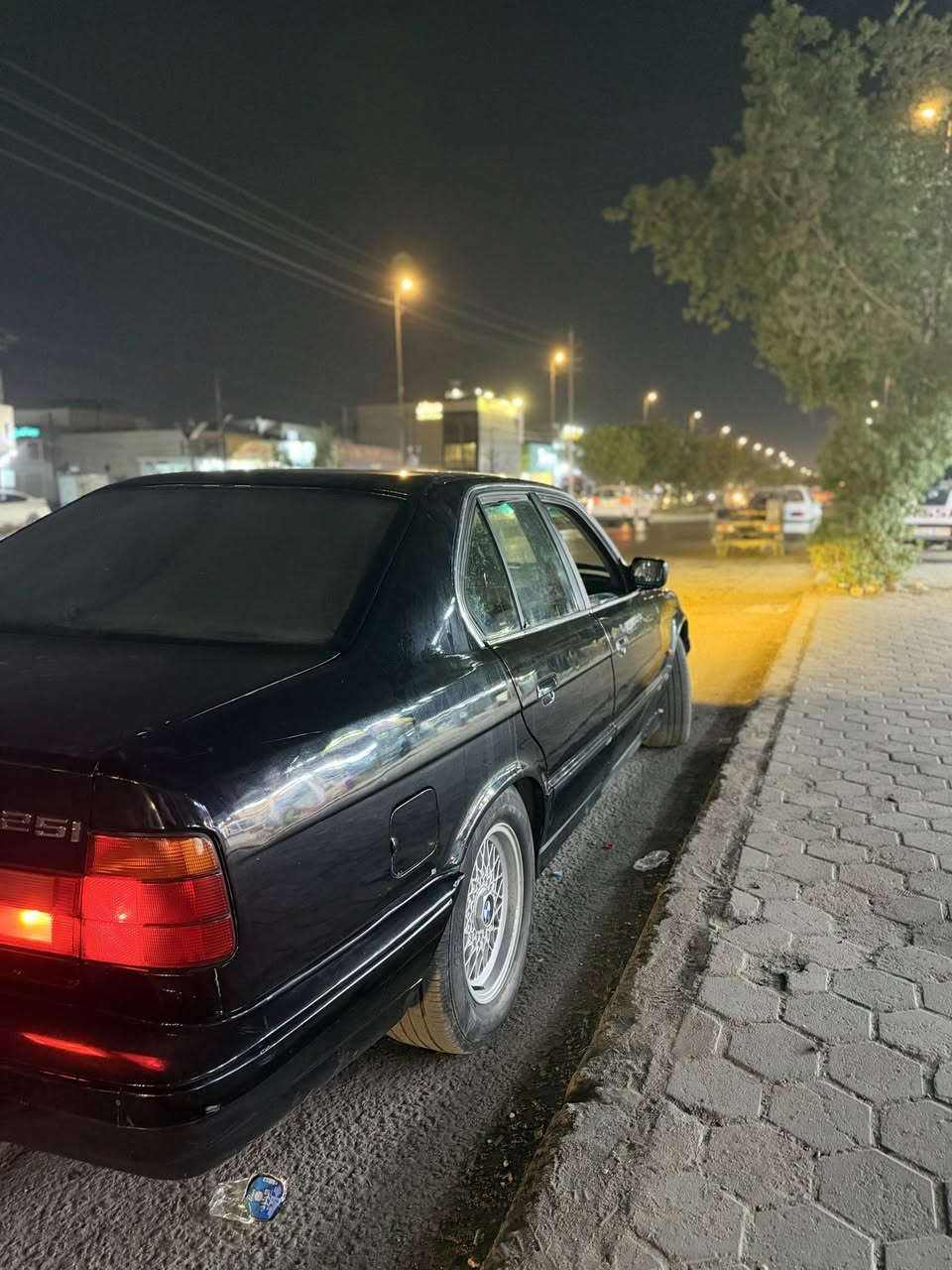 سلام عليكم
عيوني بي أم دبليو للبيع مستعجل ع بيعته السيارة حلوه وجاهزه مال جناي شوفت عينك تراي وين ما تريد السياره مصبوغه جمالية السعر 50وبيه مجال عنوان نجف الرقم للاستفسار  او الاتصال ***********
