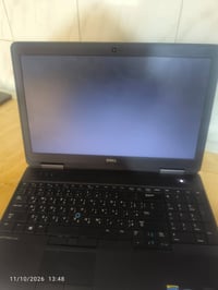 كور i7 جيل رابع • رام ٨ DDR4 • كرت شاشة ٤جيجا