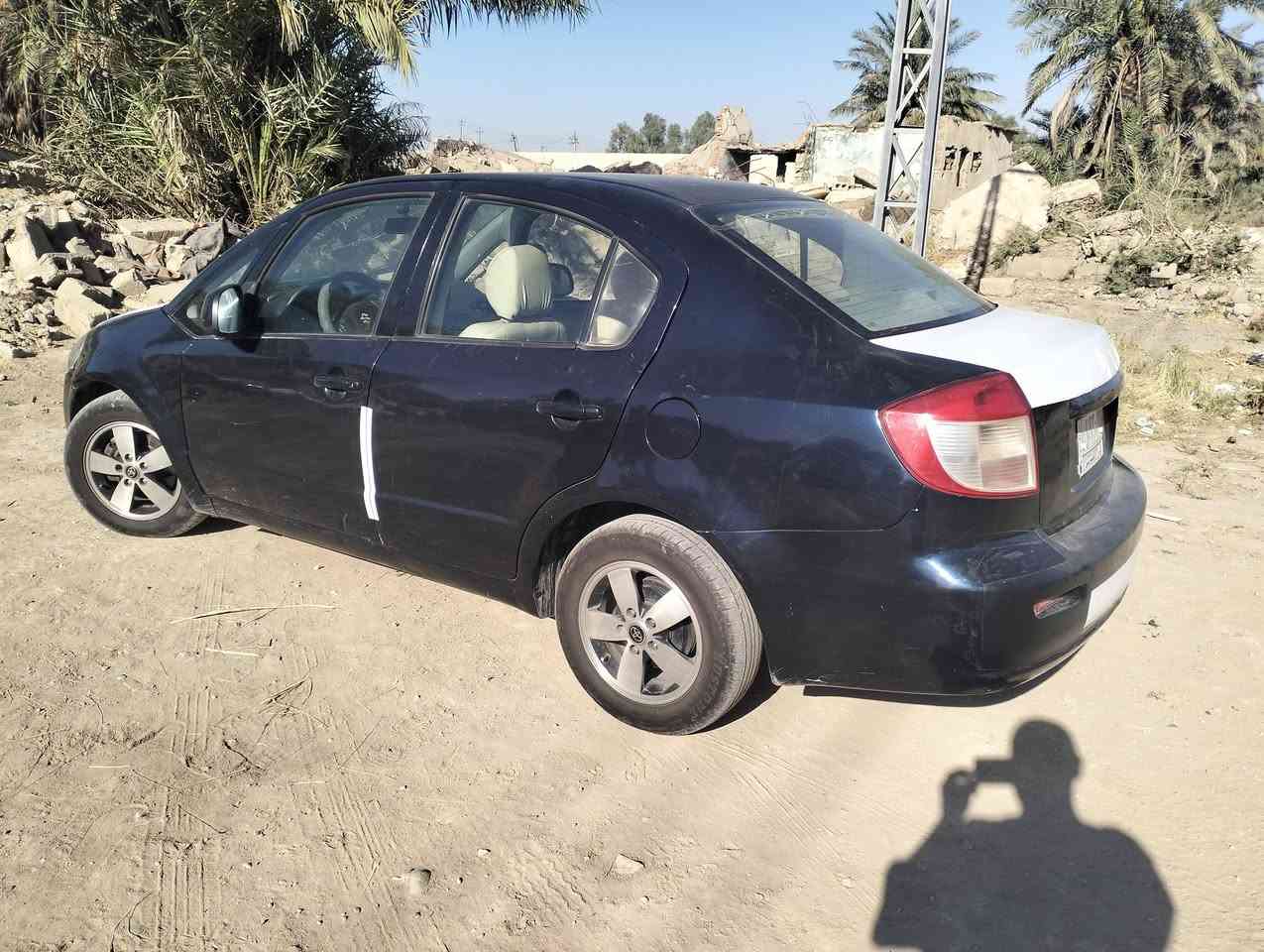 لبيع 35ورقه
موديل2008
مكينه 2000
كيرتعبان ينزل من سعرهه 
تدفىه تبريدصدرمكينه خير من الله مصبوغه حزام 
داخل نظيف كهرباىياته شغاله 
سنويه 28شرط التحويل 
موبايل ***********
