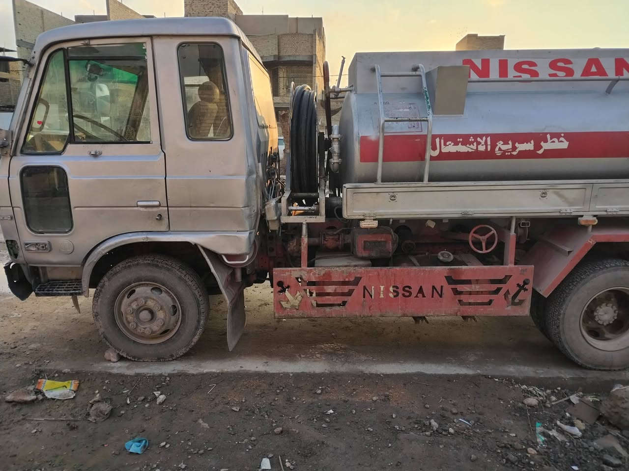 دنكر • نيسان • حمولة ٤٤٠٠