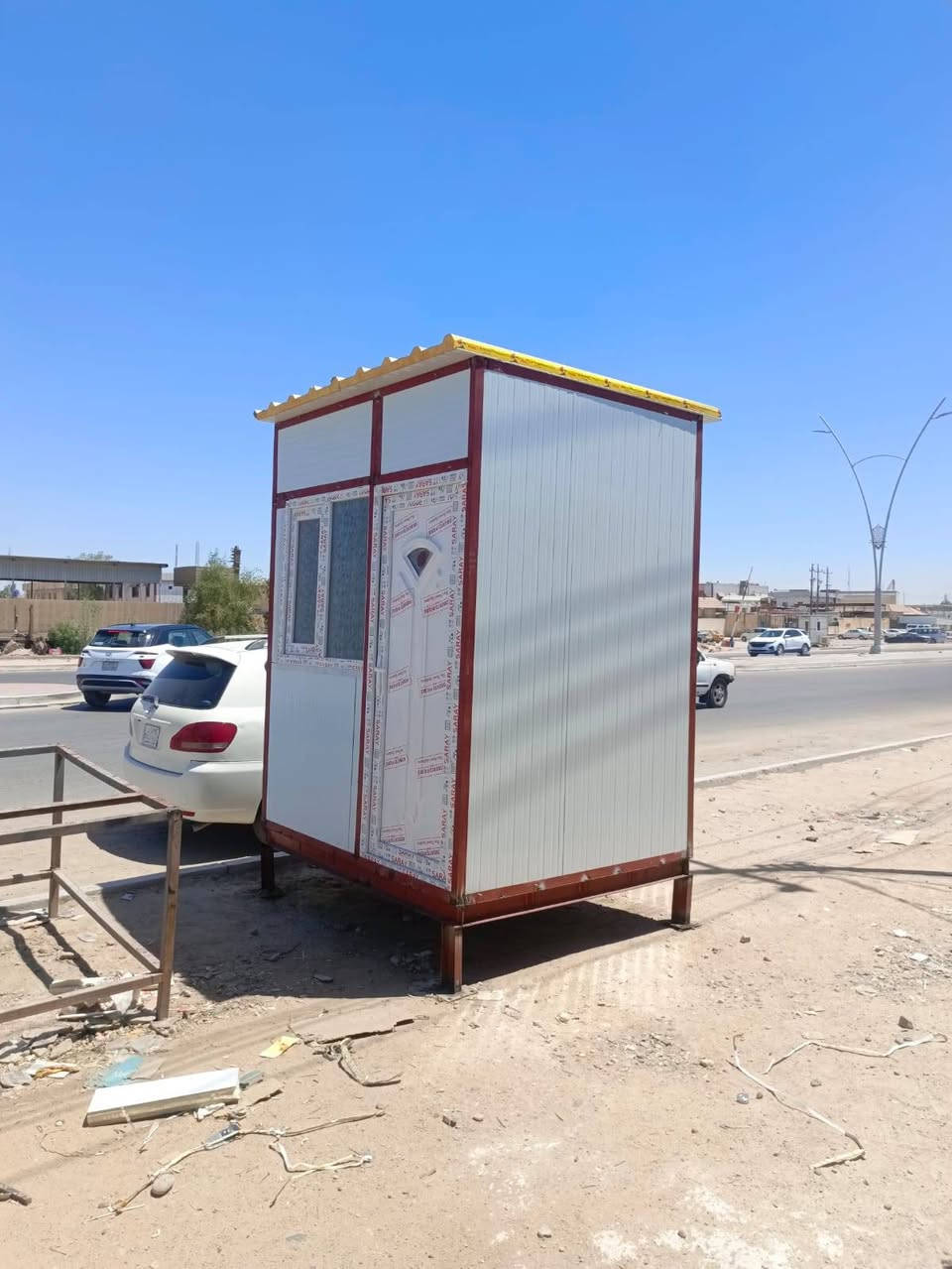 حدادة سيد عباس عمل داخل البصرة ( سقايف - سقايف كيسان - بيبان - شبابيك-كرفانات ) وجميع اعمال الحدادة  

***********
