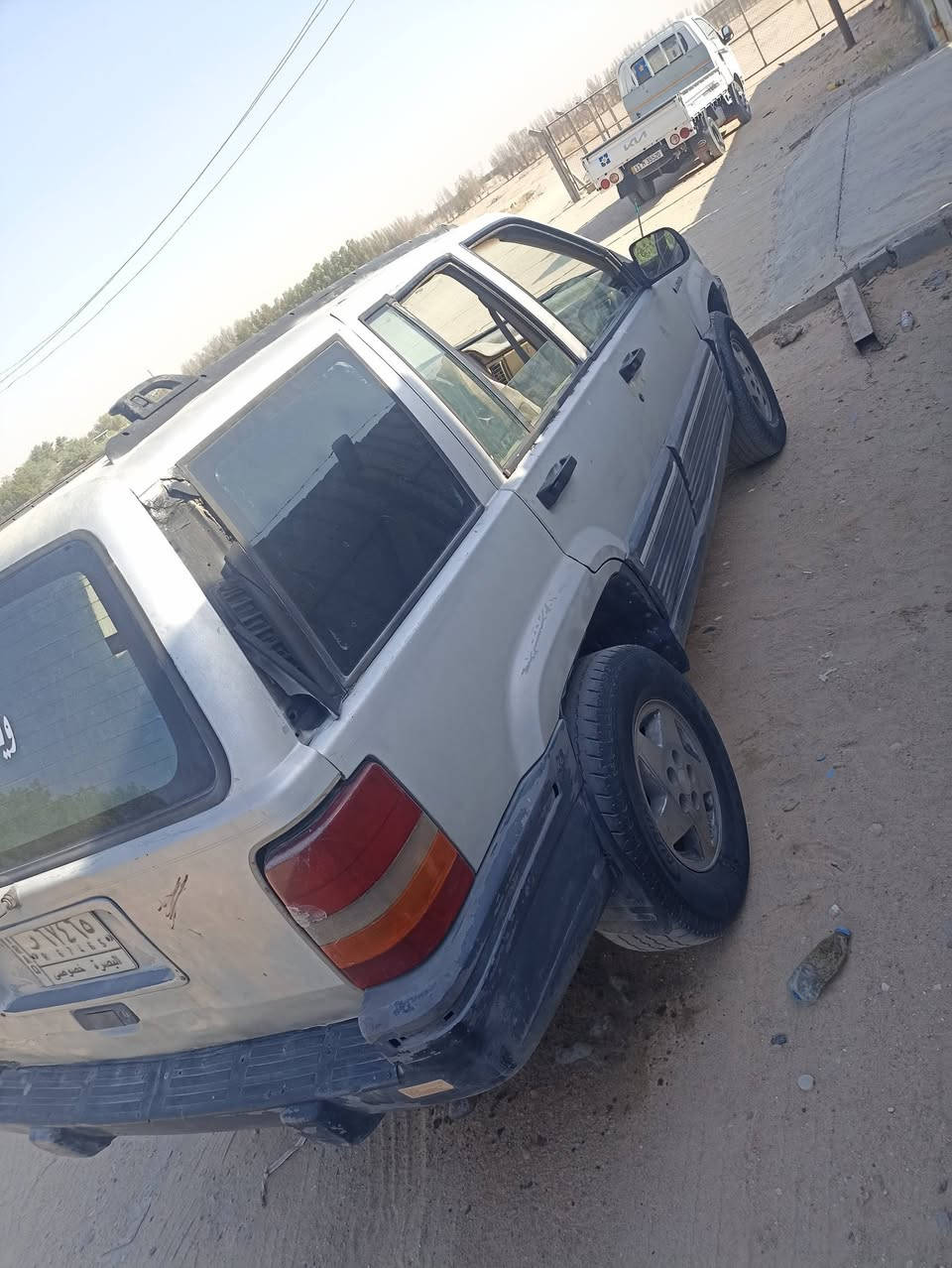 سلام عليكم جيب شيروكي سياره جهاز كير مكينه 2500 رقم بصره سنويه 2028 مكانه بصره سعره 25.     ***********
