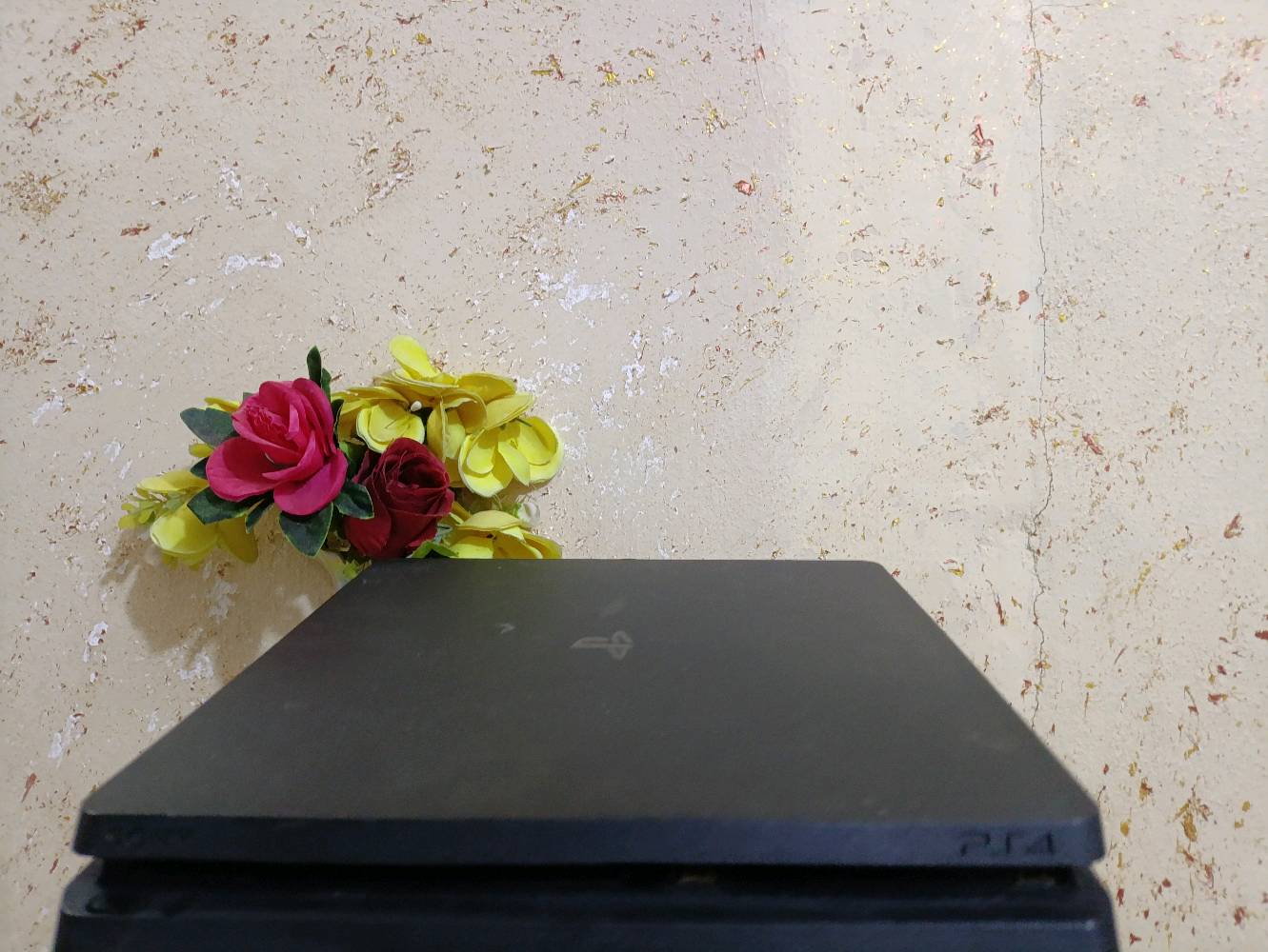 بلي 4 سليم للبيع المكان بغداد مساحة التخزين 512G نضيف ممفتوح عالضمان اول زيون يدخل تم البيع السعر 229 الف