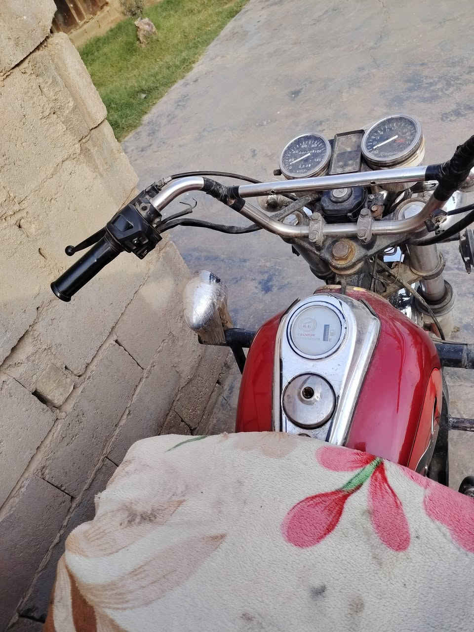 ستوته • مديل 13 • اوراق
