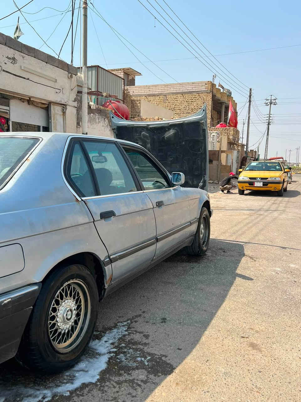 سلام عليكم بي ام دبليو  حجم 730!محرك 8سلندر كير اوتماتيك سياره محرك وكير خير من الله رقم سعر اتصل ***********
