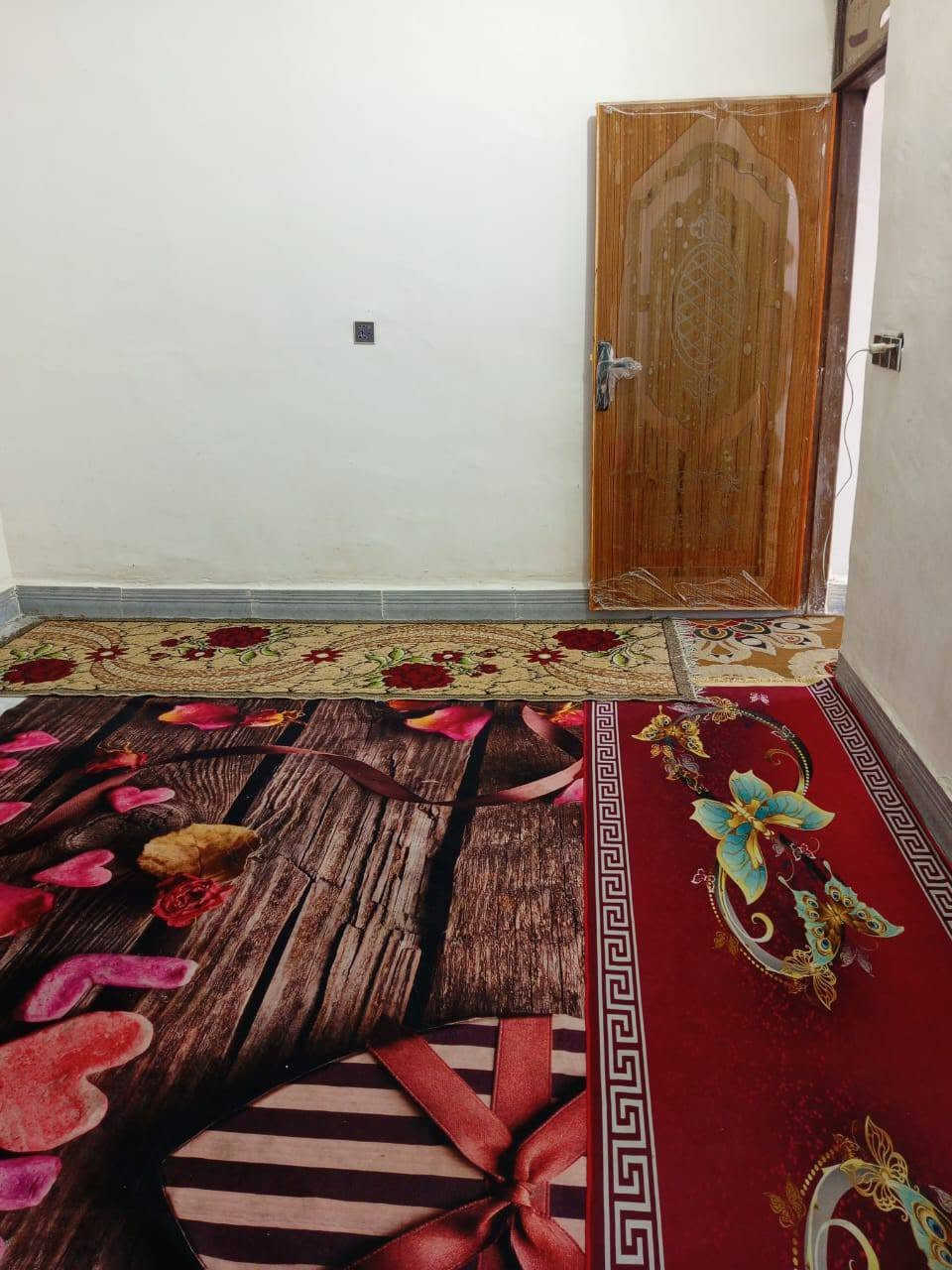سلام عليكم بيت للبيع المساحه 100 متر زراعي مكانه نجف شارع كربلاء عمود 134 طريق ياعلي مشمول بالتطويب بقرار 320 البيت يبعد عن شارع كربله 300 متر كافة الخدمات تبليط مولد وطني كافة الخدمات بيت نضيف بس الاستقبال ماكامل البيت بناء بلوك عكاده فرمستون الارضيه بورسلين السعر 14 بي مجال رقم الهاتف ***********

