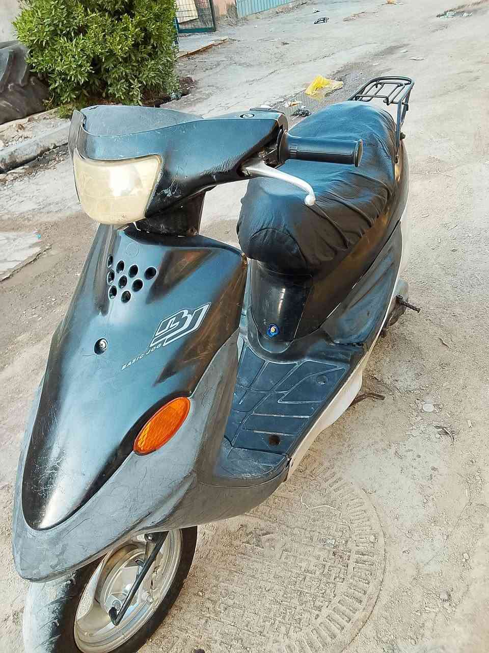 دراجه 9للبيع مثل ما بصوره مجفته تجفيت اصلي السعر 300 وبيهه مجال للشراي مستعجل ع البيعه محتاج عنوان الحيانيه رقمي ***********
