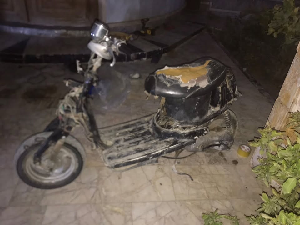 السلام عليكم
مصريه للبيع تعمير باقي اله بس كفرات وتكمل 
دراجه كامله من مكينه كلجات كابريتر كلشي نضيف محرك ما صارله سبوع من مجفت شاصي سليم ما بي قطره لحيم ضفيره موجوده كامله دراجه  بعد اله بس كفرات دراجه قويه ونشطه عوزه فقط كفرات 
سعر الدراجه 80الف فقط وبيه مجال قليل 
العنوان/ ذي قار مركز 
رقم / ***********
