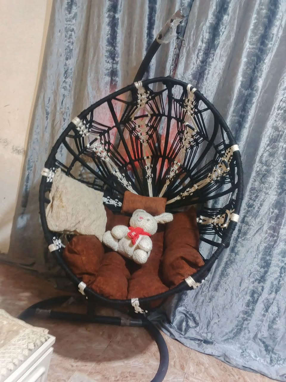 مرجوحه • عش العنكبوت • ابو الخصيب
