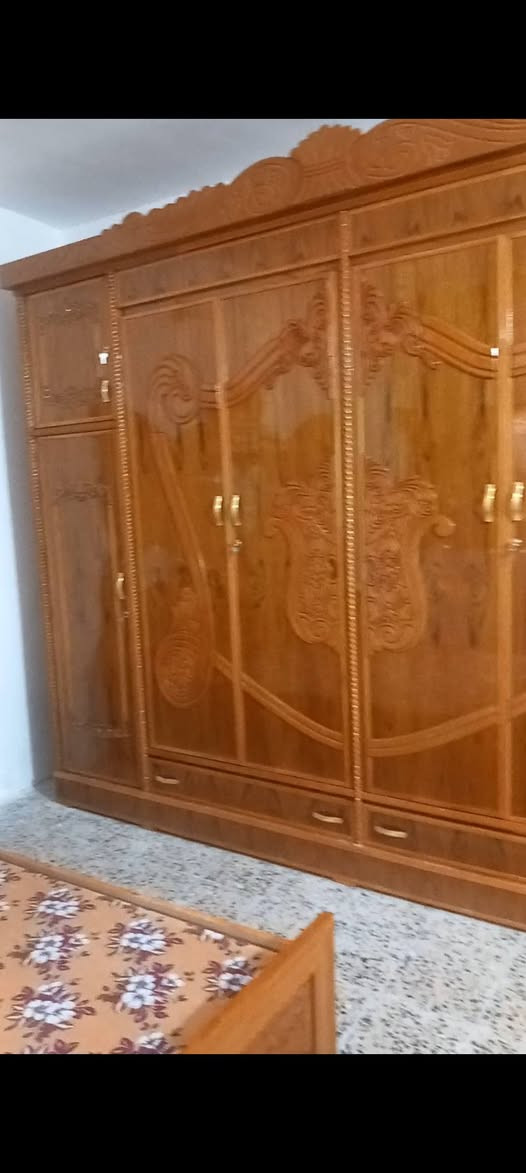 السلام عليكم.
غرفة نوم نجارة للبيع السعر (1250000)مليون وربع المكان المسيب حي المصطفى للتواصل الاتصال على الرقم (***********)
