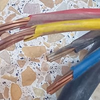 كيبل للبيع 4×35طول 7متر بغداد الاتصال 07712978489