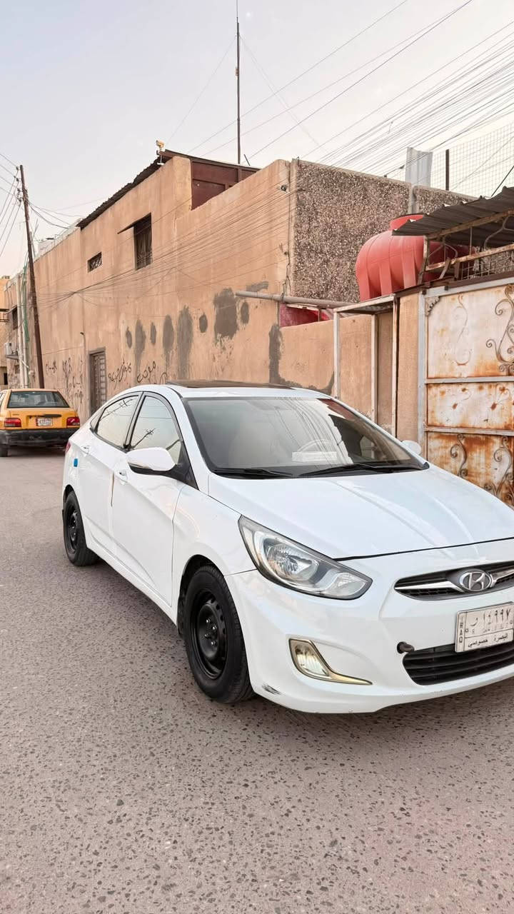اكسنت 2014
سيارة للبيع اكسنت كفالة من كير ومحرك خير من الله تبريد ثلج سياره خليجي محركه  ١٦٠٠ فول سيارة شرط الفحص مكاني بصرة 
***********
