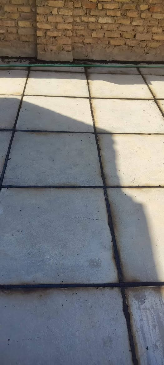 إعادة  ماستك  شغل الي يرضا بي ابو البيت
ماستك درجة أولى نشتغل  كرستة وعمل
تنظيف السطح وترميمة  تزفيت الداير السطح بمادة امارتية
كل هذا  وبسعر مناسب بحيث نطلع وابو البيت راضي علينا
ماعليك اتصل وبخدمتك ***********
