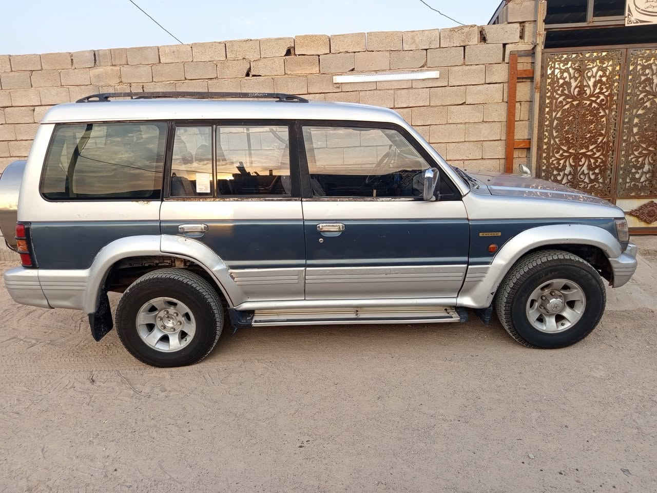 السلام عليكم باجيرو موديل 93 تخم تاير سدر حداده جديد باور جديد مشط جديد محرك 3000 محرك وگير جدد ،،السياره بسمي سنويه جديده ،، مكاني بصره الزبير مقابيل البتروكيماويات،،السعر 45ورقه وبيه مجال الشراي ايخابر ويدلل،،للأستفسار ***********

