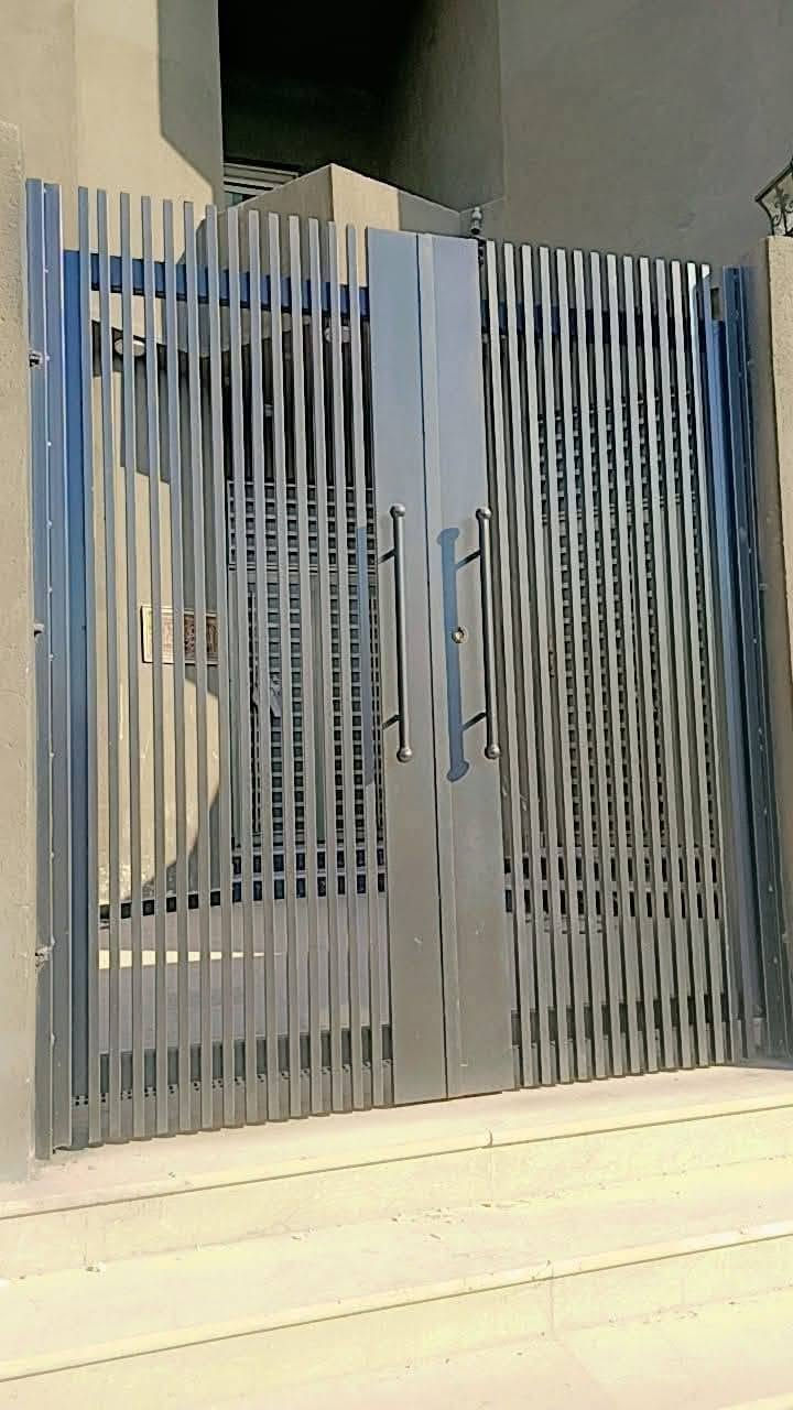 🛠️ حداد متنقل في ميسان — خدمات حدادة متكاملة تصلك أينما كنت! 🛠️
​هل تبحث عن دقة في العمل وسرعة في الإنجاز؟ نقدم لك أفضل خدمات الحدادة العامة والحديثة بكفاءة عالية وأسعار مناسبة:
​تصنيع وتركيب الابواب والشبابيك 
​عمل المحجرات للمنازل والمباني.
​تركيب القمارات باستخدام ألواح الكيربي والكيسبان لحماية وتغطية المساحات.
​صيانة وتبديل الحديد المزنجر (الصدئ) وإعادة تجديد الهياكل المعدنية بالكامل.
​📍 التواجد: داخل محافظة ميسان وكافة المناطق المجاورة.
📞 للاستفسار والحجز: اتصل بنا على الرقم *********** عمارة, ميسان
