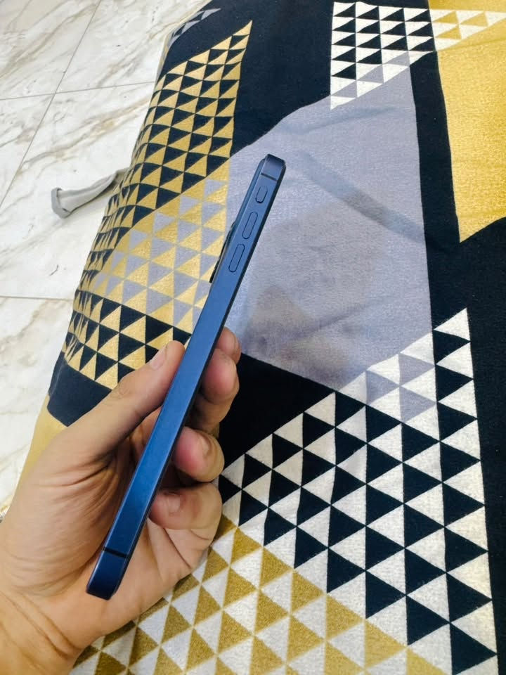 آيفون XS ماكس • ٢٥٦ • بطاريه جديده