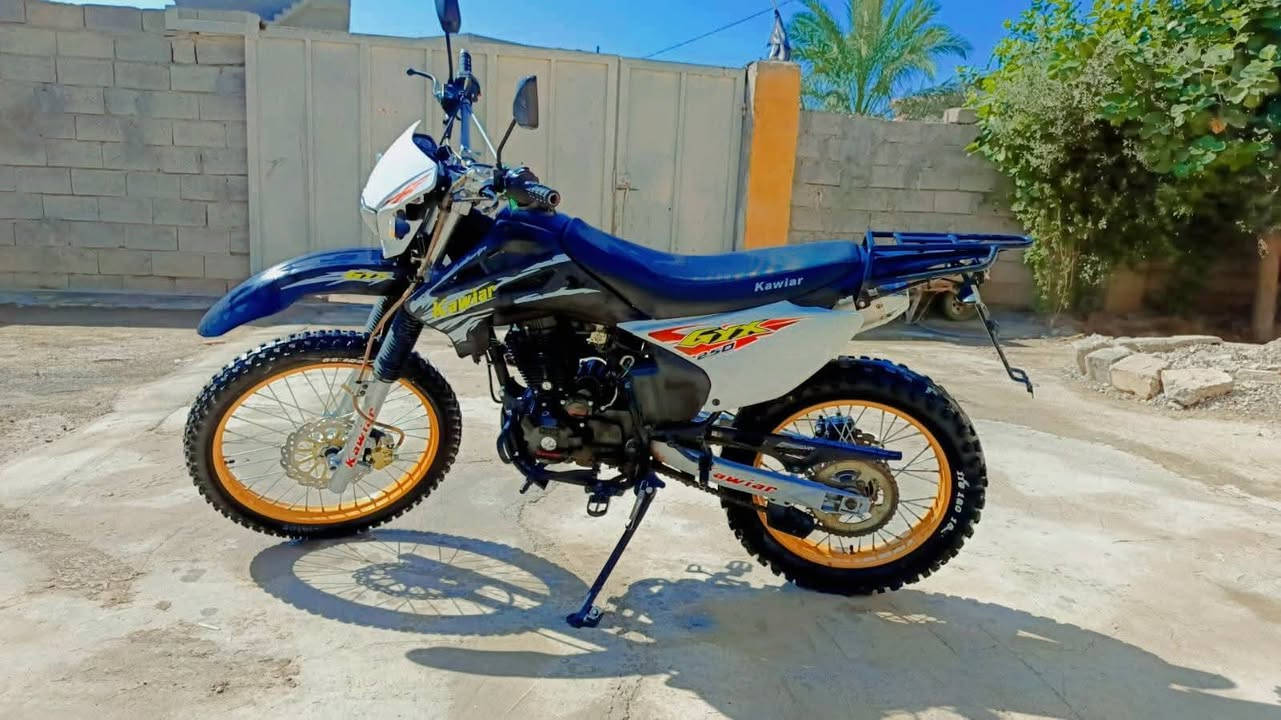 السلام عليكم 🩵
قفاز كاويار للبيع
موديل 24 
محرك 250CC
اوراق كرتونيه
سعر خاص 
العنوان ديالى                                                              دلي عباس طريق 
قريه العجيمي  
رقمي‏// ‪ ***********‬‏  مو شراي يا تعبني ولا تعبه
