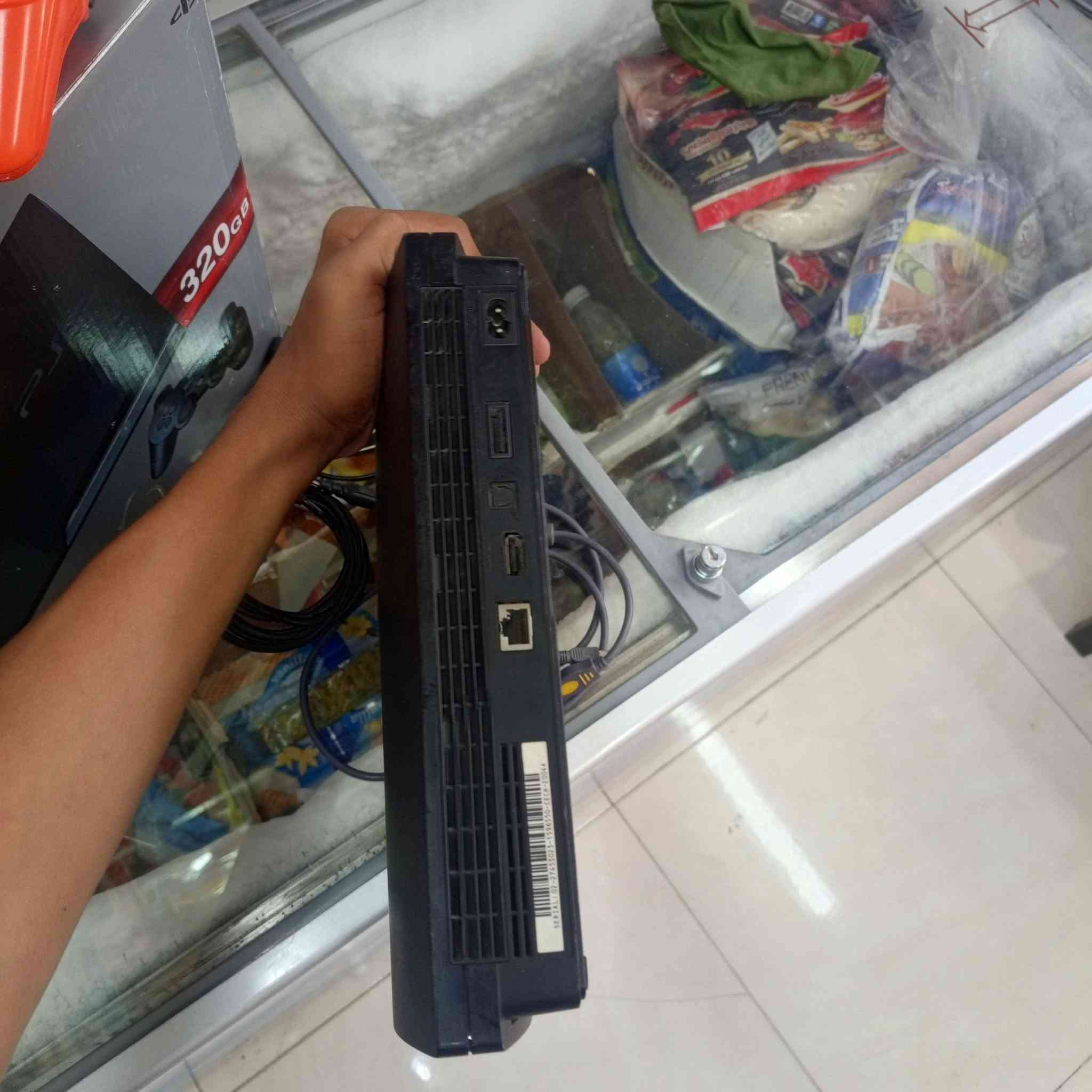 بلي 3 كامل ملحقات نضافته 80/100سعر البلي 120 وبي مجال حك جي مكاني بغداد مدينت صدر رقم الهاتف ***********
