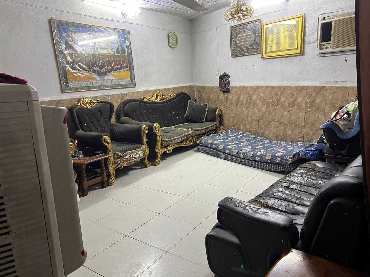 بيت 🏠 للبيع طابو زراعي سند 25   المساحه 50م
هاتف 📞 ***********
السعر 35   ملاحظه//يرهم قسط
التفاصيل 
يتكون البيت من ثلاثه طوابق 
العنوان 
بغداد ابودشير قرب مستوصف التحدي
