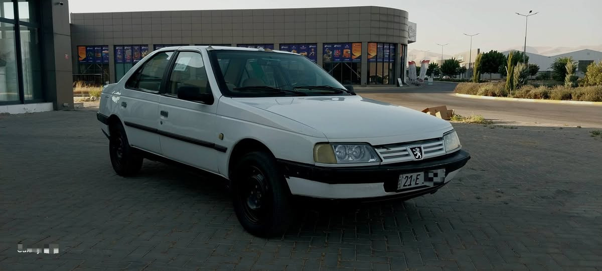 بەناوی خوا
***********_***********
ئۆتۆمبێلی جۆری بیجۆ405 ـGLX موديل 2009
 سەیارەکە گراین شەفتەومەرغوبەسەنەوی وڕەقەم تازە تەبرید ساردو گەرم بەشەرت  دووجام کارەبا 
  (شار سلێمانی) تەحویل وغرامە بەشەرت
قفڵ وکۆتایی بێ معامەلە35وەرەقەو مەجال پەیوەندی بکە لەخزمەتام
۰۷۷۰۳٦۰٤۷۲۱..۰۷٥۱۱۳٨۱۳۳۲ ڤایبەر واتسئاپ السليمانية, العراق
