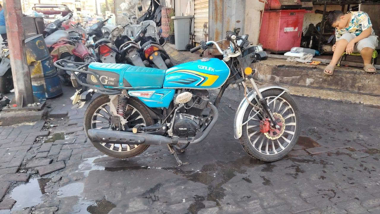 سلام عليكم دراجه جديده ماشيه 30000 زيرو بعده عارضه 950 وبيه مجال ***********
