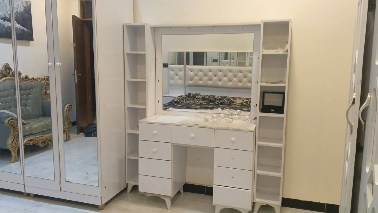 سلام عليكم غرفة نوم نظافه 85 غرفة تركيه سعر 700بيها مجال توصل *********** الموقع بغداد الدوره
