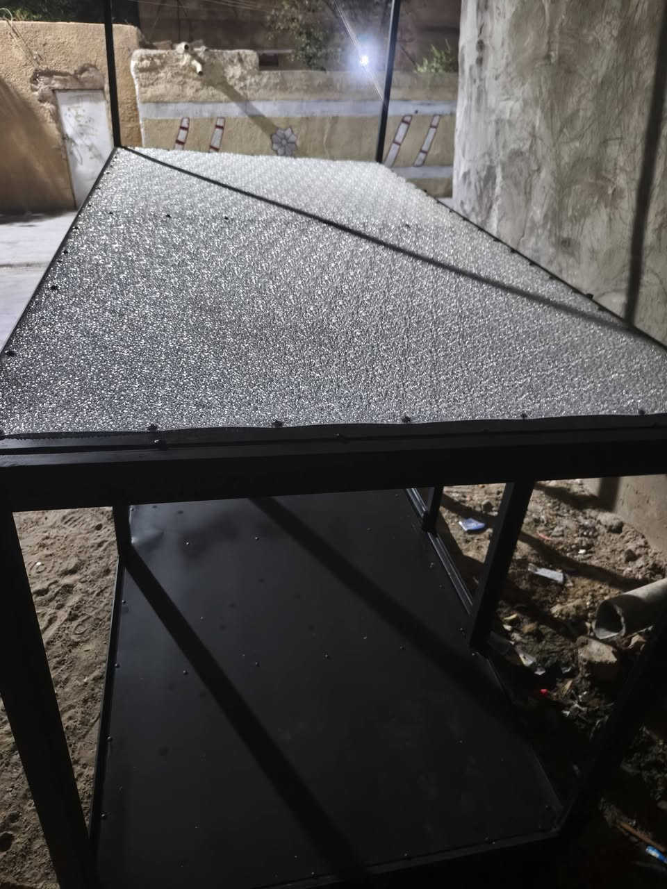 سلام عليكم چنبر جاهز وشغله حلو ومرتب جديد ما مستخدم سعره٣٧٥ الف وبي مجال ***********
