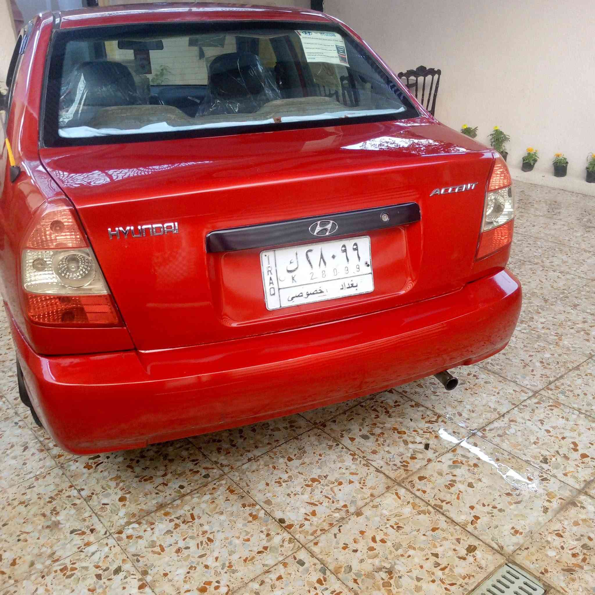 اكسنت فيرنه • ٢٠٠٠ • اوتو