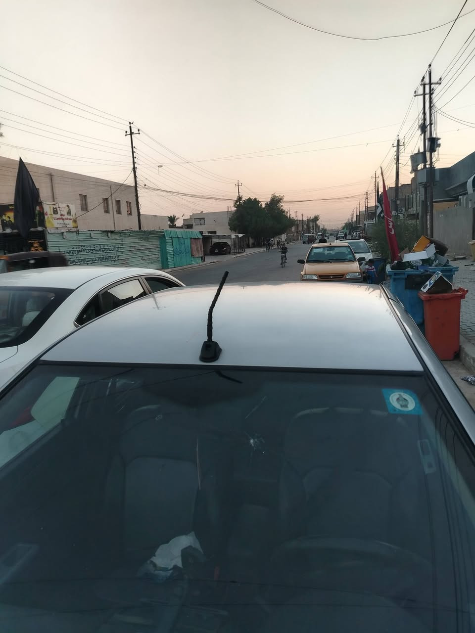 سورن ١٧ كير ومكينه كورلا لا صبغ ولا ضربه كهربائيات كلها شغاله تبريد ثلج مكان الحسينيه
***********
