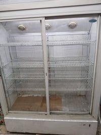 عارضات للبيع تصفية مال أسواق تبريدها كلش زين  عنوان بغداد 07735343887 ...