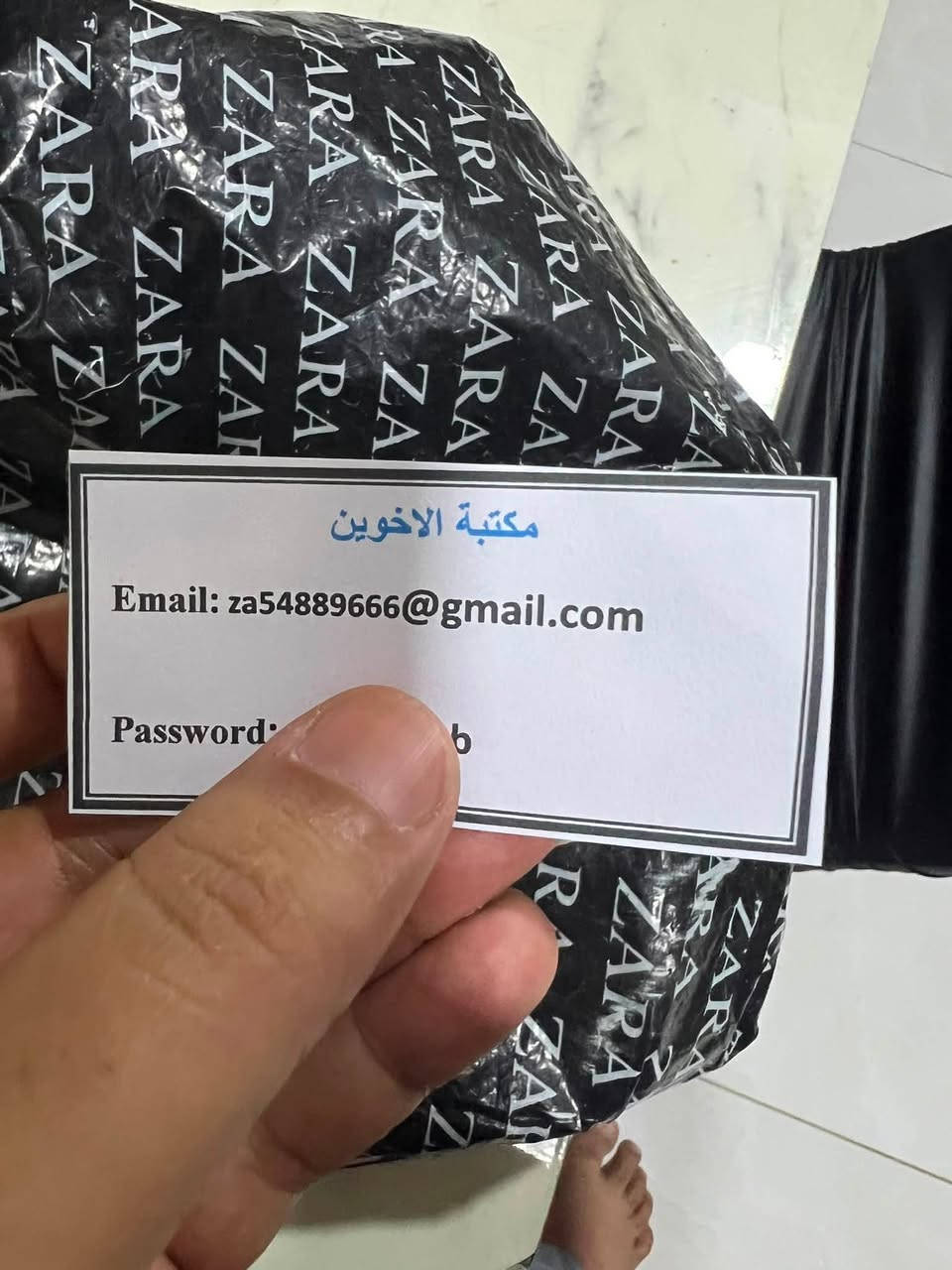 السلام عليكم بلي فور اونلاين سلم جهاز جديد ونضيف حيل ماداخل تصليح ابد وياه ٣ جوستكات وبي حساب كامل  الي يريده بخدمته / 
*********** 
مكاني بابل / الاسكندريه
