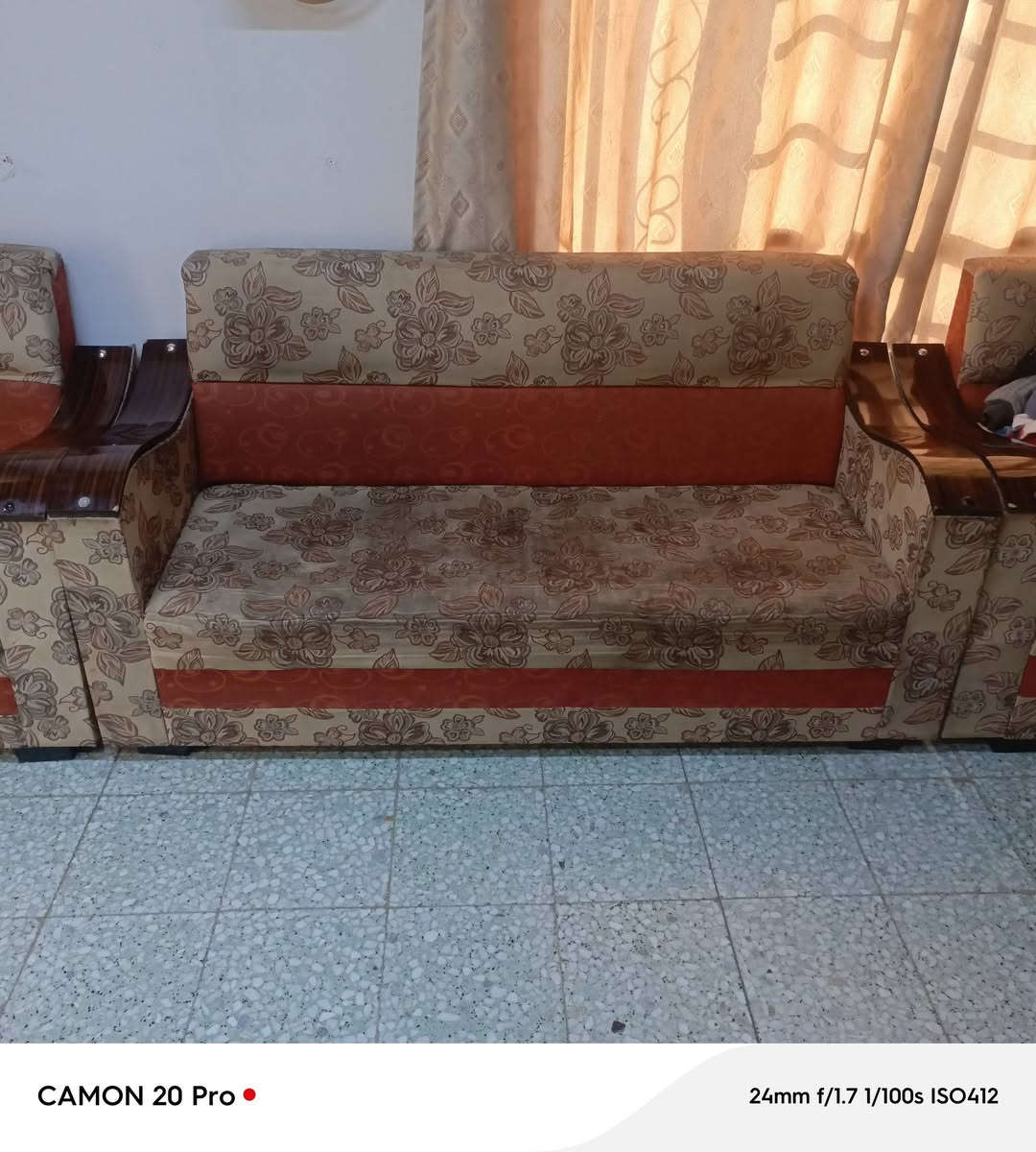 سلام عليكم تخم مع طبلات. وزوليه الاصلي قياس 3/4
عنوان دور النسيج سعر 200 بيع مستعجل ***********

نص مكتوب في الصور:
- CAMON 20 Pro 24mm f/1.7 1/100s ISO289
- CAMON 20 Pro 24mm f/1.7 1/100s ISO412
- CAMON 20 Pro • 24mm f/1.7 1/50s ISO376
- CAMON 20 Pro • 24mm f/1.7 1/50s ISO510
- CAMON 20 Pro • 24mm f/1.7 1/50s ISO573
- CAMON 20 Pro • 24mm f/1.7 1/144s ISO50