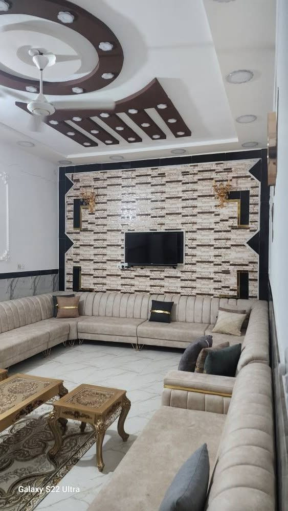 دار البيع في حي المعلمين الجديد المساحه ٣١٦ بناء سنة ٢٠٢٤ شارع الزهور  مقابل  الجسر البيت طابقين يحتوي على غرف عدد ٣جوه و٣ فوق+  صاله عدد ٢ هم فوق وجوه  + مطبخ+ ديوانيه هم فوق وجوه + حديقه وكراج سياره  واجهة  البيت ١١/٥٠×٣٠  الاتصال رقم*********** عمارة, ميسان
