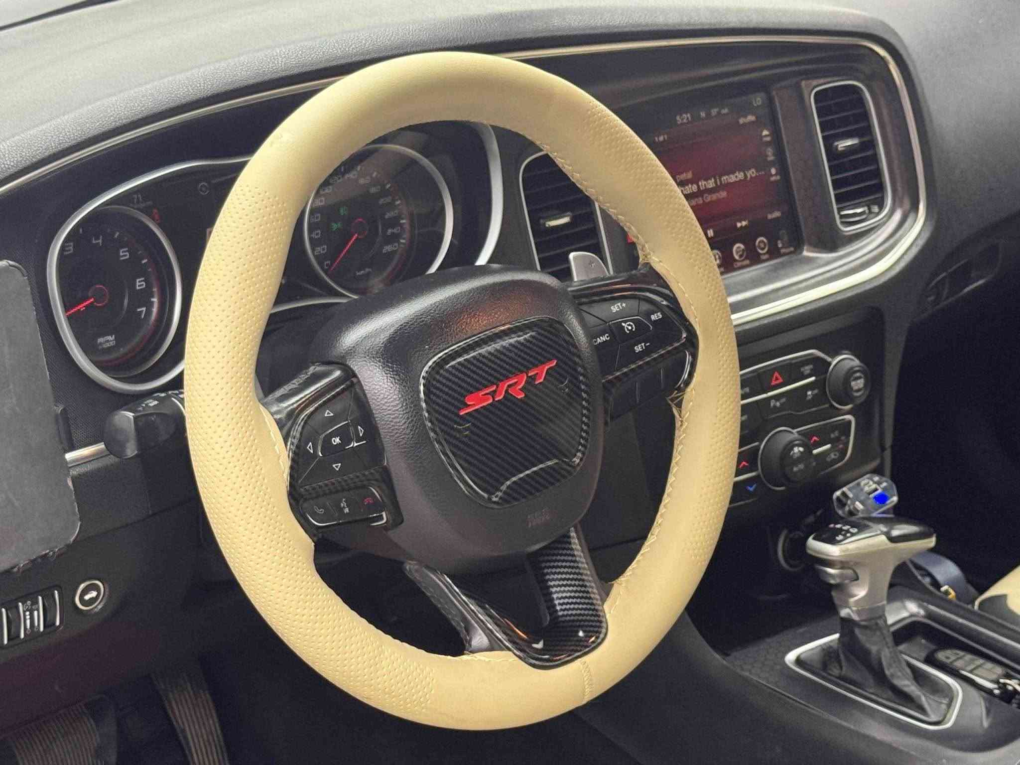 Dodge charger rallye+ 2017
دوج جارجر رالي+ 2017
فول مواصفات
سماعات ماركة beats
ماشية 104,000 ميل
مكينة 6 سلندر حجم 3.6لتر بحالة
ممتازة جدا
سيارة كلين تايتل كفالة عامة ما عدى
4-5 مكان بارد صغير
وبسعرررر (198$) ورقه وبيها مجال كلش بسيط
العنوان دهوك 
***********
*********** Leimuiden, ZH
