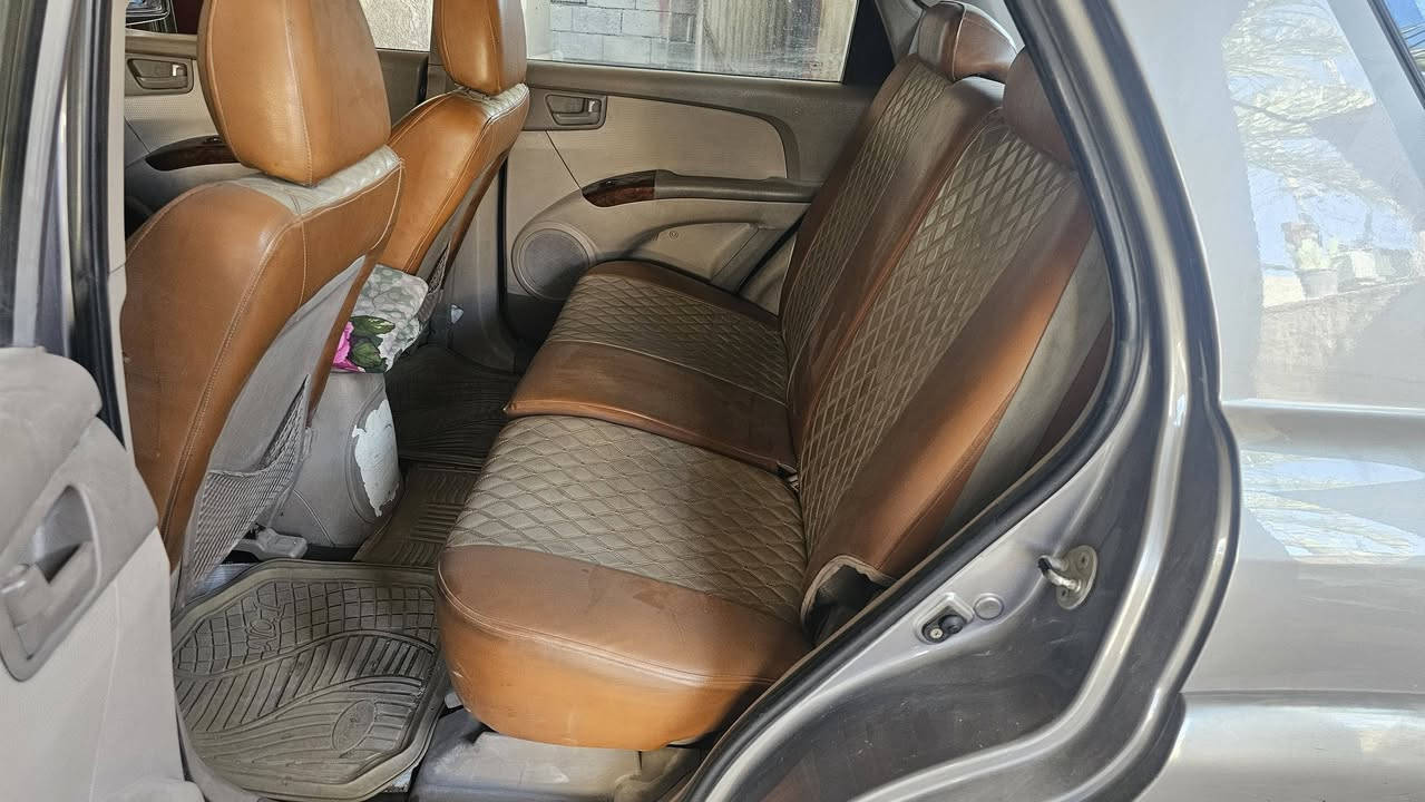 سبورتج • ٢٠٠٩ • مكينه ٢٠٠٠