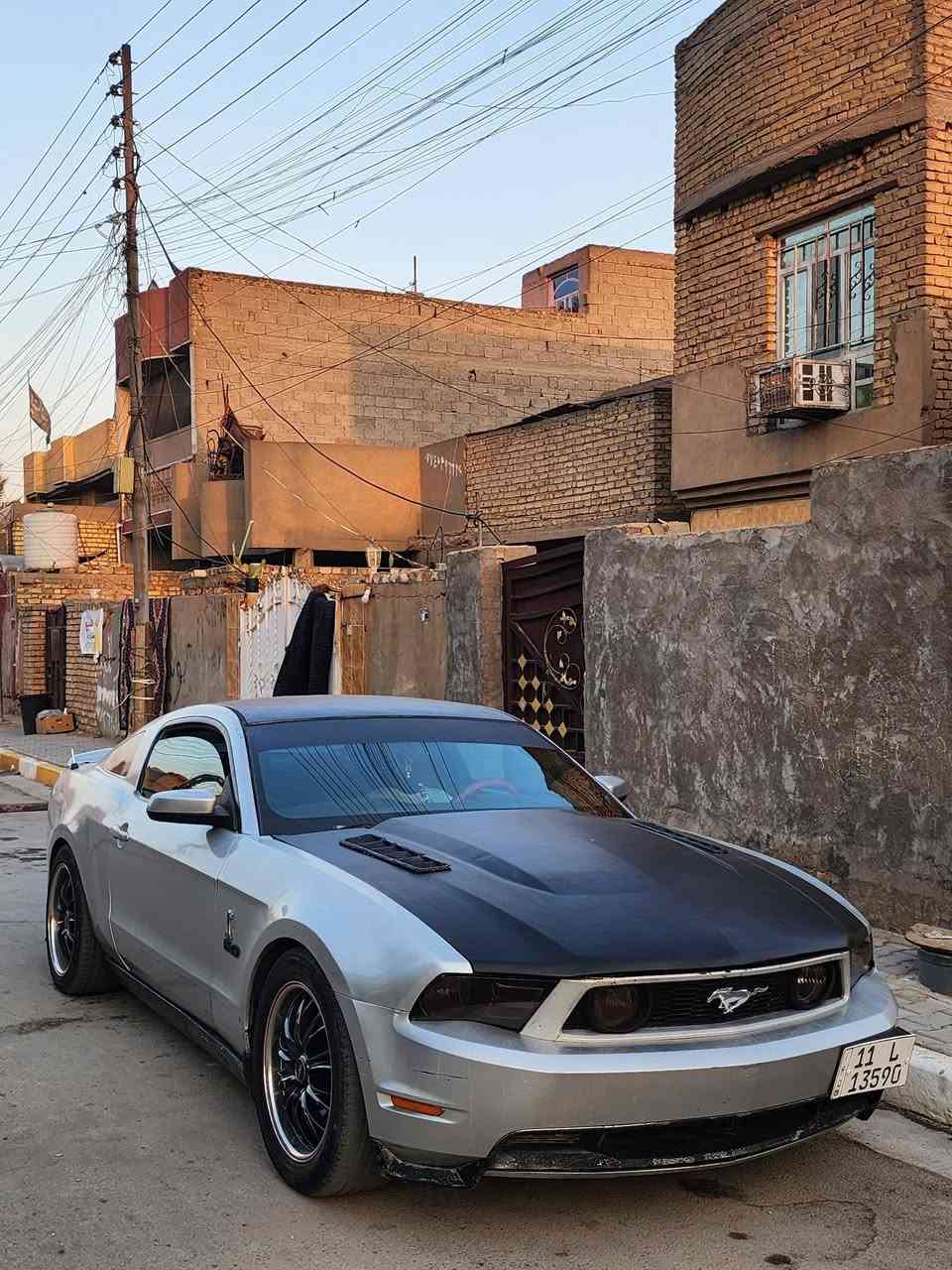 للبيع موديل 2010 محرك 4000 كير عادي .
كير و محرك مكفولات السيارة شلعتهة تخبل صاروخ 
نواقصهة صدر و كمبريسر تبريد .
رقم بغداد و بسمي رقم و سنوية و هزة كلهن جدد تحويلهة وية العقد المروري ميكلف 100 الف 
متوازي ع البيع و السعر 58 ورقة 
عنوان بغداد ***********
اخوان الشراي يتصل او يراسل ماسنجر و واتساب موجود ذكرت السعر مو معناته نتعامل بالتعليقات 😂✌️
