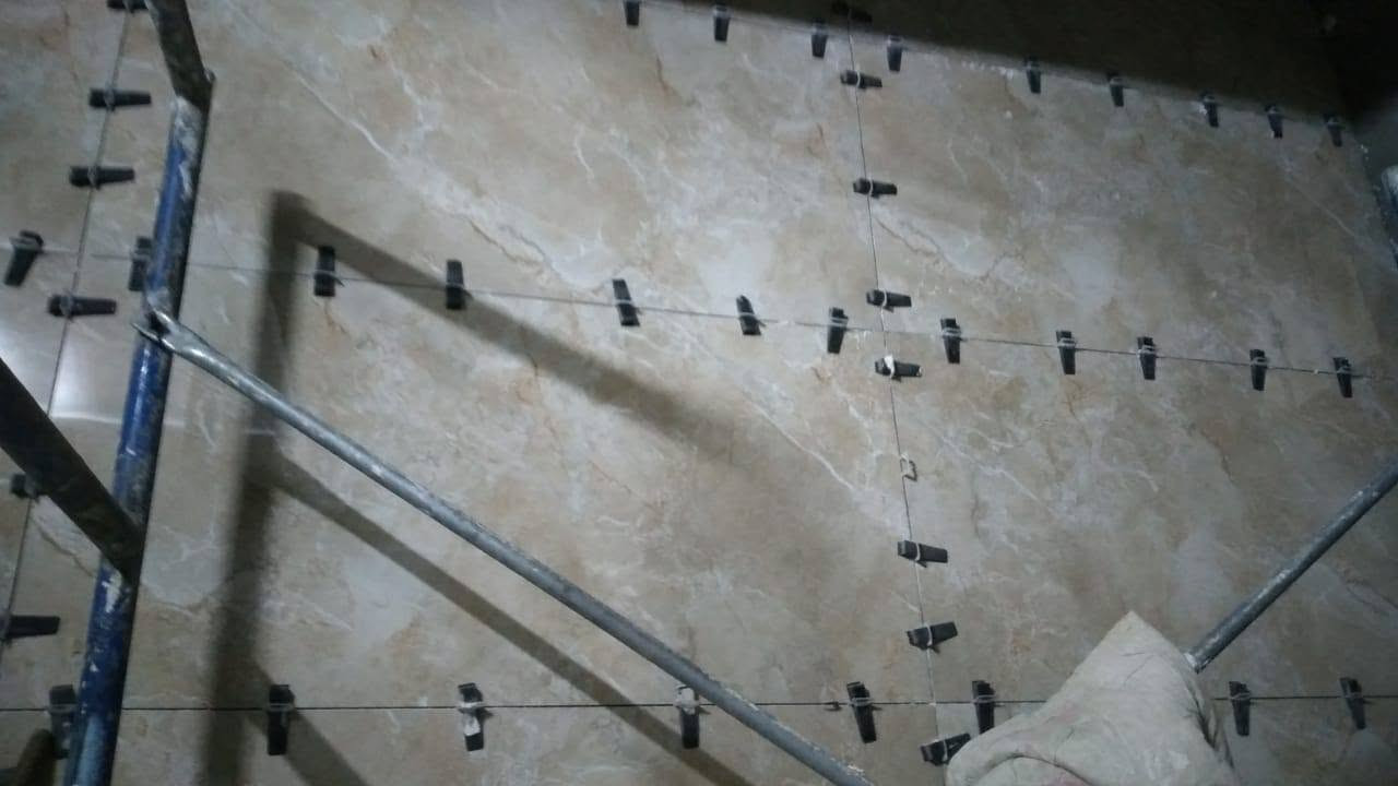 خلفه سيراميك بورسلين كافة الأحجام كاشي موزايك مرمر  بايات درج أرضية وجدران متفرغ للعمل بوقت الحالي شغل درجه اولى
***********

***********
