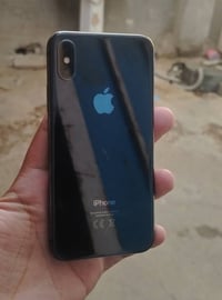 آيفون X • ٦٤ • بطاريه ١٠٠%