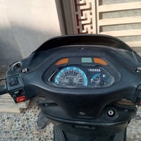 دراجه فراشه للبيع مكينه كلش حلوه لاتدخين ولا تبخير والا نضوح شلعته كلش...