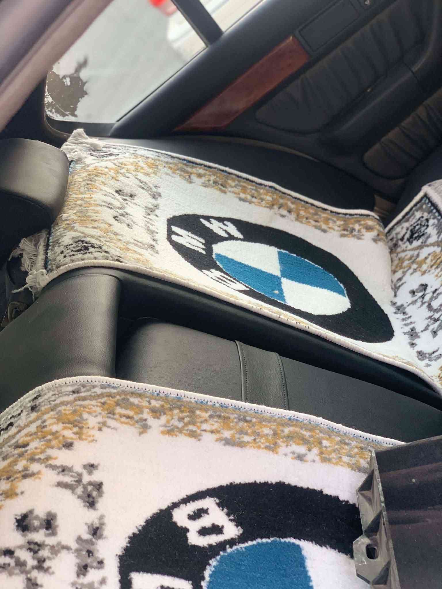 بەناوی خوای گەوره
ئەدمنی بەڕێز 
bmw 1992 528 ger 3de
کاکە گیان زەروری پارەکەم بەسعری بەلاش خوارهەموبازاڕ
سەیارە یەک حەفتەیە لەتاعمیر عام دەرچوە خواشاهیدە 
ئەوەی لەووسەیارابوبێت گۆڕیومە درێخیم تیانەکردوە 18
گەلام لێداوە 
مواسەفاتەکانی سڵاید تەبرید دەبڵ جەکمەجەپێش.پان ناوفۆڕمیکا.حەوت.کەله جلد پەردەی بیلاد چوارولی موشەبە
دەعامی بۆدەعامی منەتونابم لەلای کێ فەحسەیەکەیت بیکە
گێڕمەکینە ئەکسل تەقەوڕەقە بەشەرتی هەزارفیتەر
28 سلندەر ئاسنە بەشەرتی قوەت .شوێن سەیسادق
سعری تەنها 46 گەڵا سێگەڵاش غەرامەی تیایە چەک بۆت دەگەڕێنمەوە 
سەنەویەک ساڵە بەسەر چوە تەحول وەکالە پەنجەمۆر بەشەرت
ڕەقەمی تازەیە برایان ڕەقەم دادەنێم جوابی تەلەفونەدەمەوە
***********
