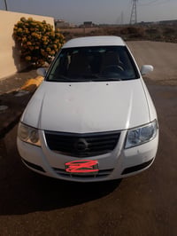 نيسان صني مديل ٩ بدي كوري رقم بغداد بإسمي بيها بنيد مصلح ما مفتوح وشخط...